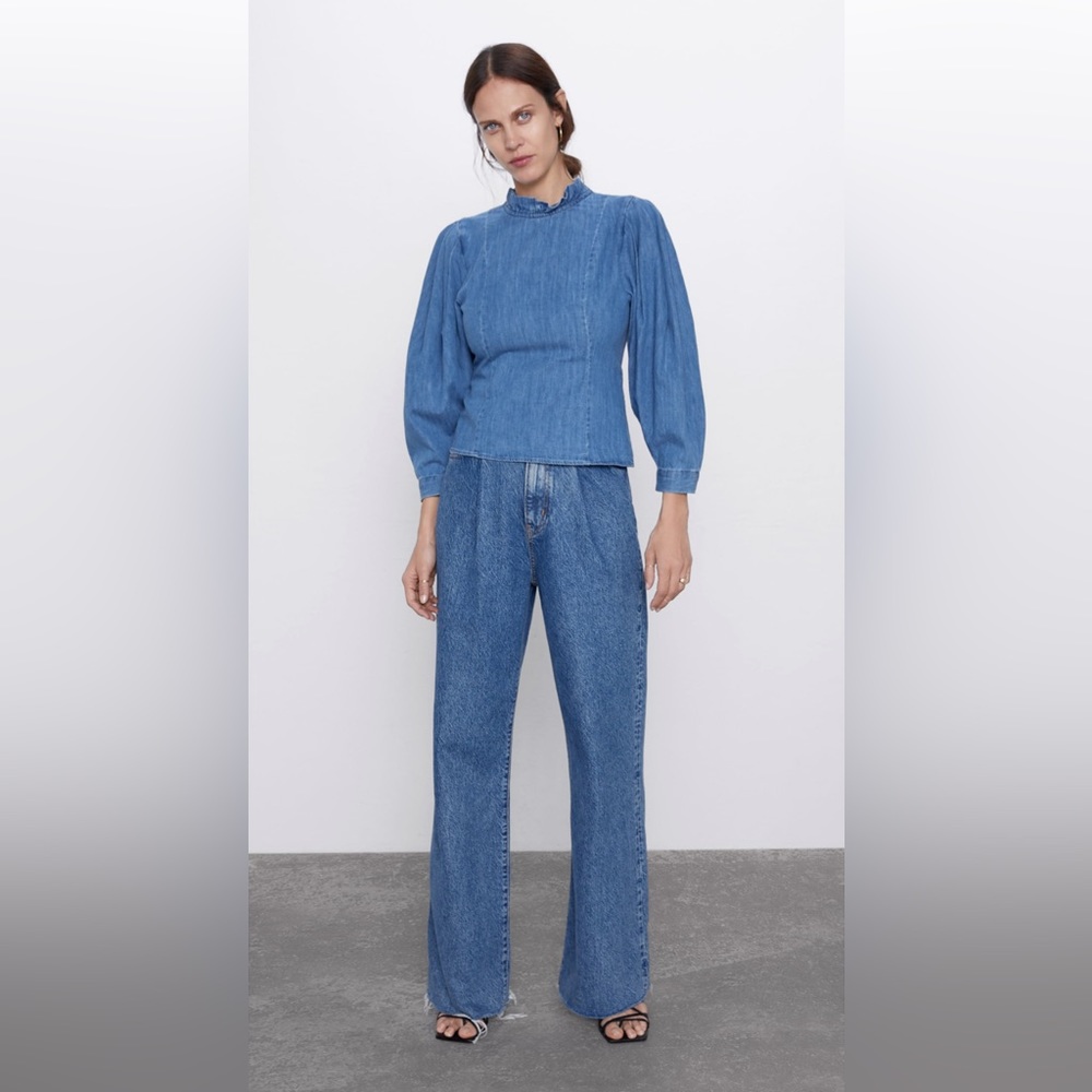 NWT ZARA denim blouse Size : M
